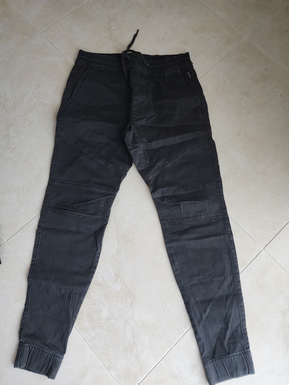 Hollister Men's Black Jogger Sweatpants